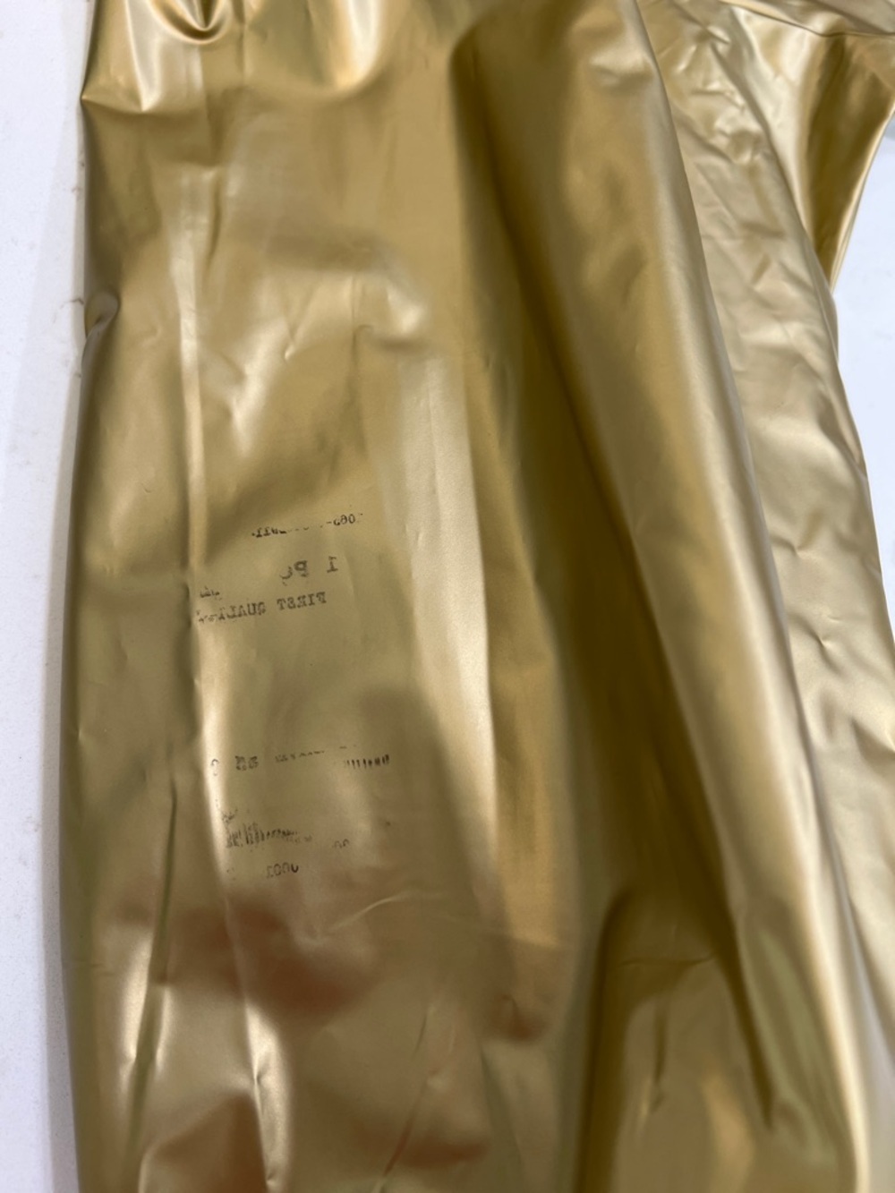 Betmar Gold Vinyl Hooded Raincoat Zip Front Oversized M - Picture 8 of 8